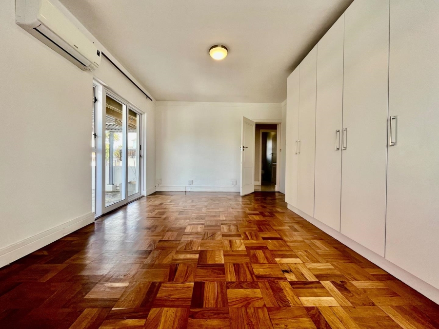 3 Bedroom Property for Sale in Wynberg Upper Western Cape